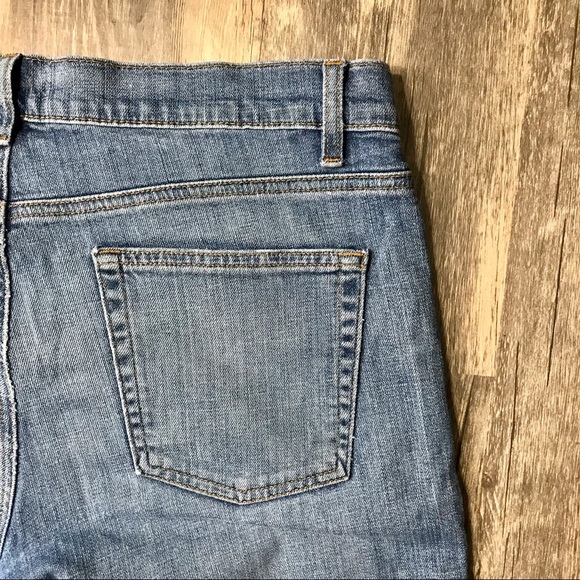 Eileen Fisher Classic Straight Leg Distressed Denim Jeans Size 6, runs large - Picture 7 of 14